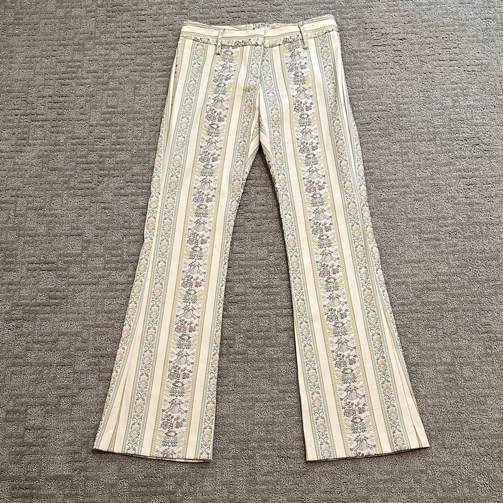 Elegant Floral Striped Women's Flare Jeans